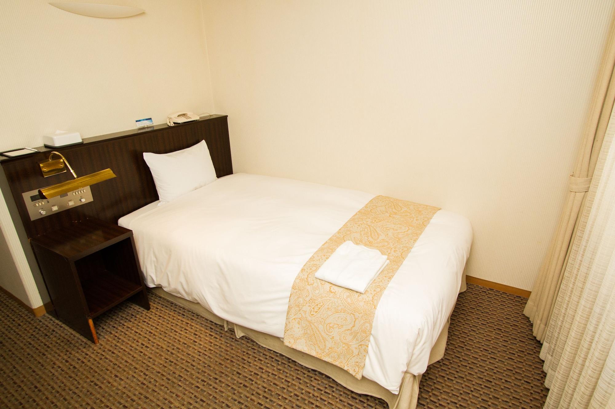 Hotel Yokohama Camelot Japan Экстерьер фото